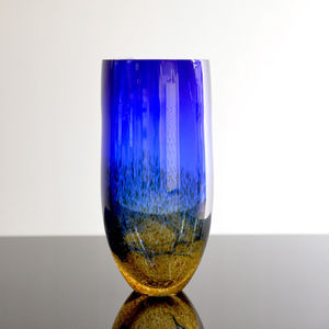 contemporary vase 1