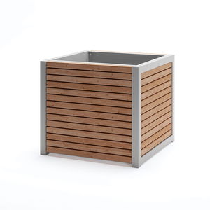 larch planter