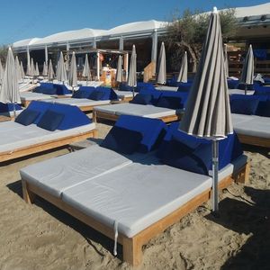 contemporary sun lounger