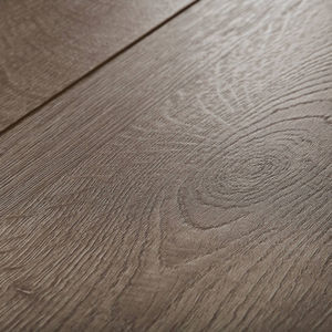oak laminate flooring