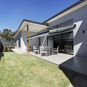 box awning 1