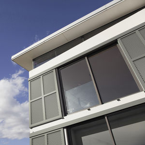 sliding shutter