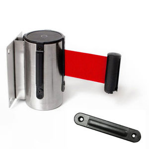 retractable barrier