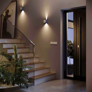 contemporary wall light 1
