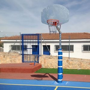 outdoor basketball hoop