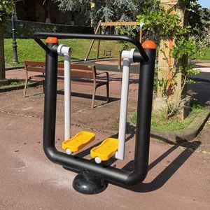 public space outdoor air walker 1