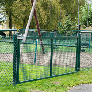 swing gate