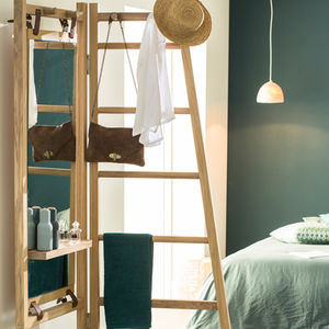 floor-mounted valet stand