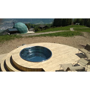wooden Nordic hot tub