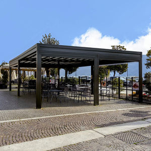 self-supporting pergola