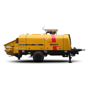 trailer-mounted concrete pump 1