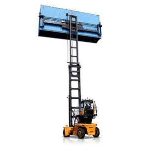 lifting telehandler