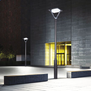 solar lamp post