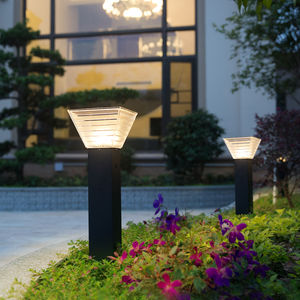garden bollard light