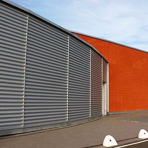 facade insulating sandwich panel