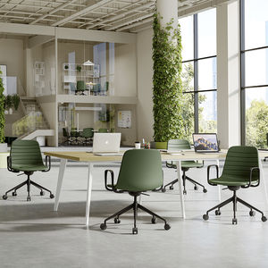 aluminum task chair