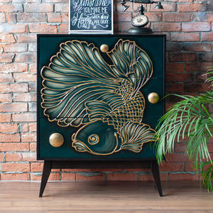 traditional chest of drawers
