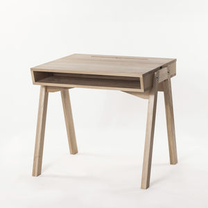 free-standing desk