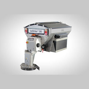 grit spreader