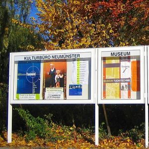 wall-mounted display panel