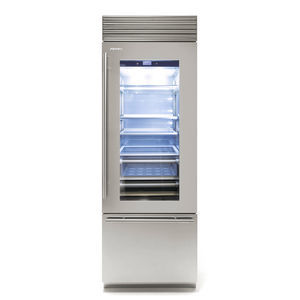 upright refrigerator-freezer