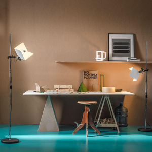floor-standing lamp