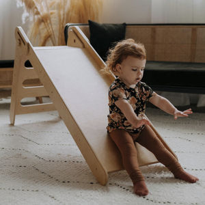 upright slide