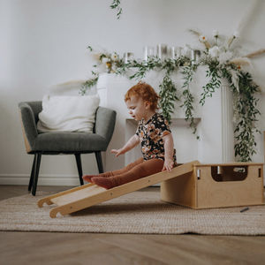 children's room climbing structure