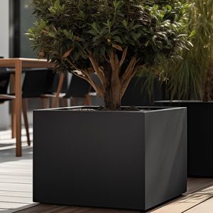 polyester planter