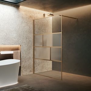 fixed shower screen 1