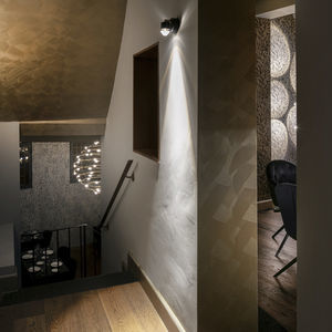 contemporary wall light