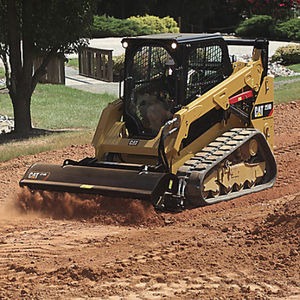 compact tracked loader