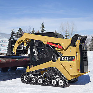 compact tracked loader