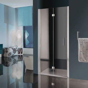 folding shower screen