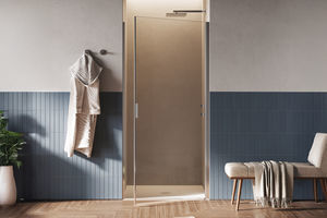 reversible shower screen 1