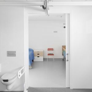 sliding door pocket system
