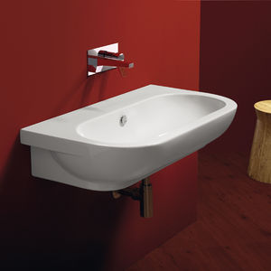 wall-mounted washbasin