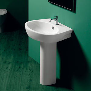 free-standing washbasin / oval / ceramic / contemporary