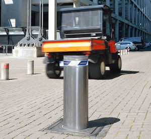 parking prevention bollard