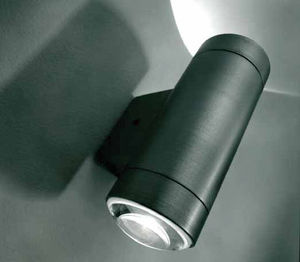 contemporary wall light
