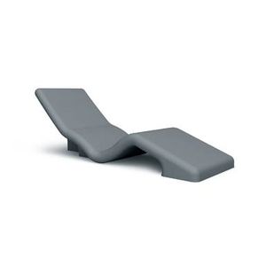 contemporary chaise longue