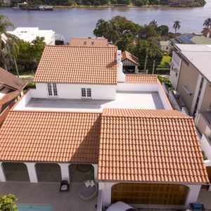 curved roof tile 1