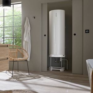 electric hot water tank 1