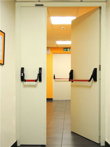 swing industrial door 1