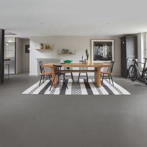 vinyl flooring / concrete / residential / tile