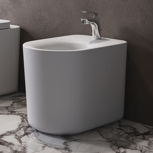 ceramic bidet