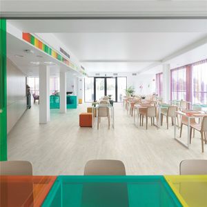 oak laminate flooring