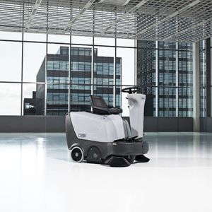 ride-on sweeping machine
