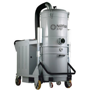 industrial vacuum cleaner