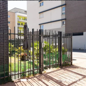 pivoting gate